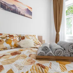 Stilvolle 2 Im Wiener Altbaustil Nahe Donaukanal Apartament