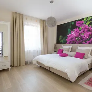 https://villa-renatus.com-bavaria.com